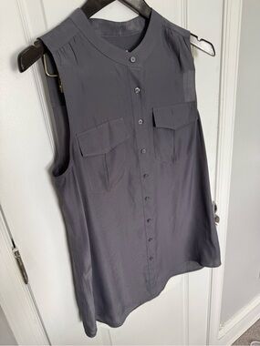 J. Crew Sleeveless Button-Front Top in Charcoal Gray